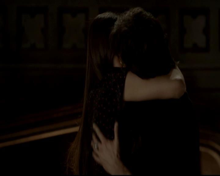 VampireDiariesWorld-dot-org_4x07MyBrothersKeeper2204.jpg