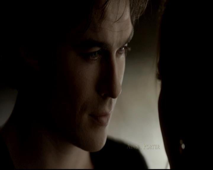 VampireDiariesWorld-dot-org_4x08WellAlwaysHaveBourbonStreet0209.jpg