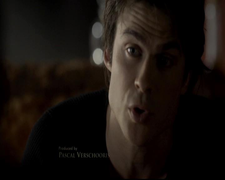 VampireDiariesWorld-dot-org_4x08WellAlwaysHaveBourbonStreet0271.jpg