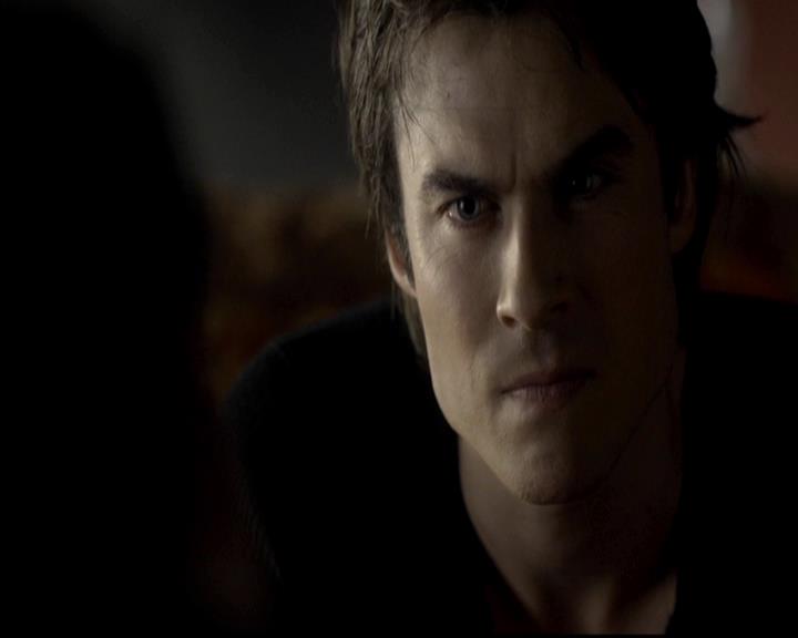 VampireDiariesWorld-dot-org_4x08WellAlwaysHaveBourbonStreet0295.jpg