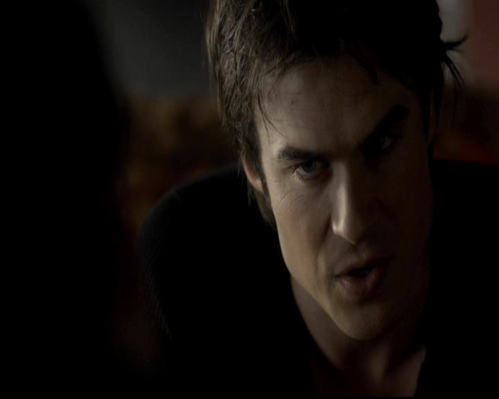 VampireDiariesWorld-dot-org_4x08WellAlwaysHaveBourbonStreet0298.jpg