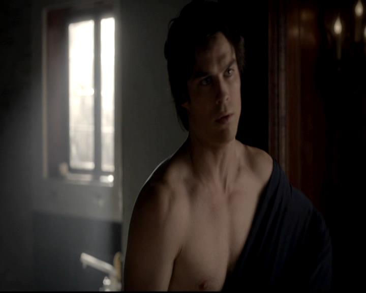 VampireDiariesWorld-dot-org_4x09OComeAllYeFaithful0040.jpg