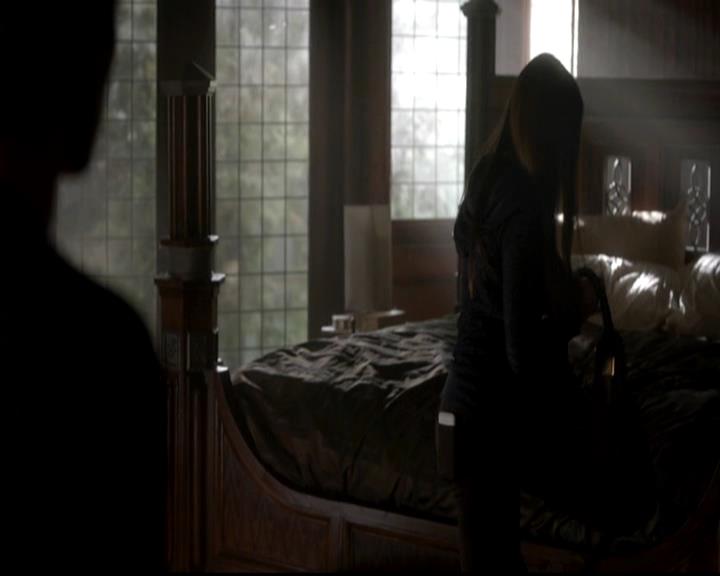 VampireDiariesWorld-dot-org_4x09OComeAllYeFaithful0096.jpg