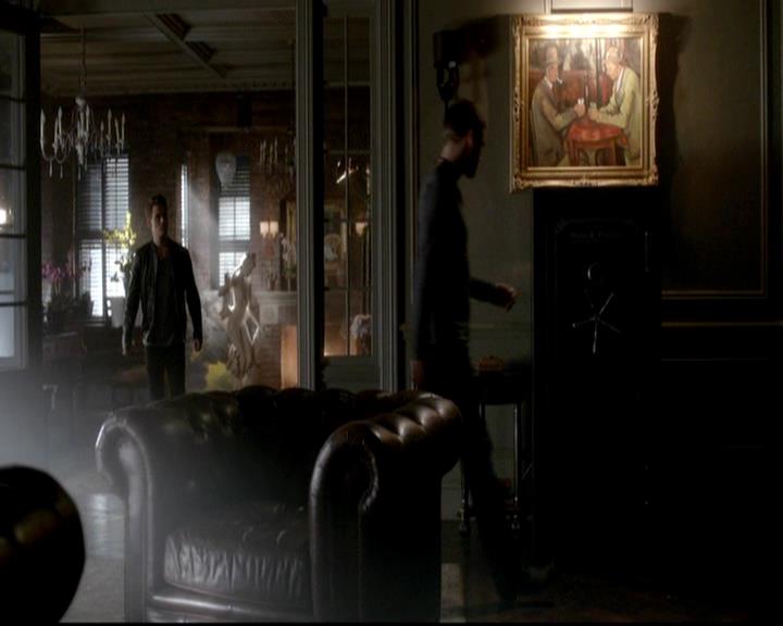 VampireDiariesWorld-dot-org_4x09OComeAllYeFaithful0197.jpg