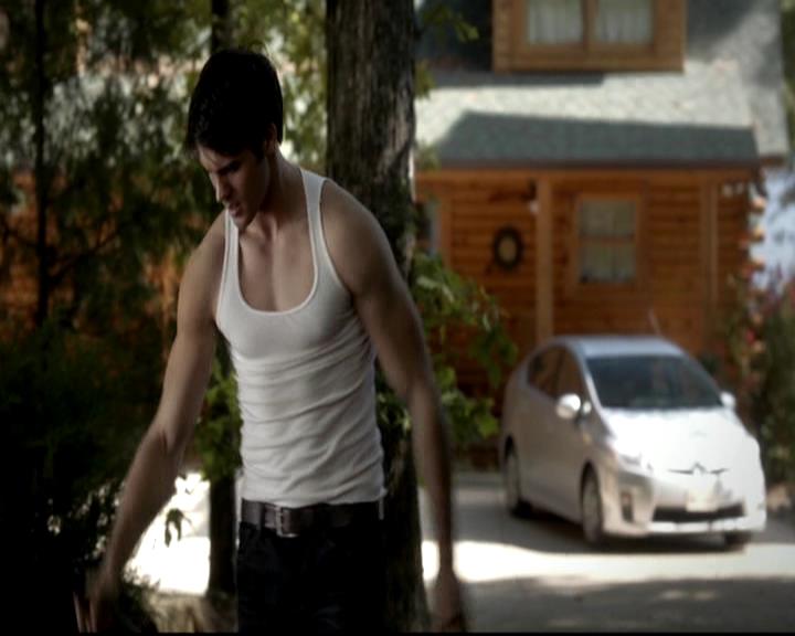 VampireDiariesWorld-dot-org_4x09OComeAllYeFaithful0317.jpg