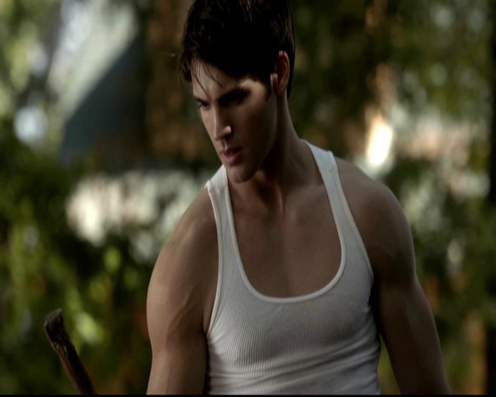 VampireDiariesWorld-dot-org_4x09OComeAllYeFaithful0322.jpg