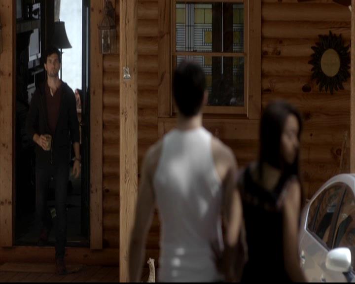 VampireDiariesWorld-dot-org_4x09OComeAllYeFaithful0366.jpg