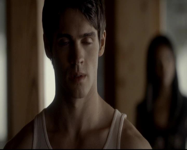 VampireDiariesWorld-dot-org_4x09OComeAllYeFaithful0401.jpg