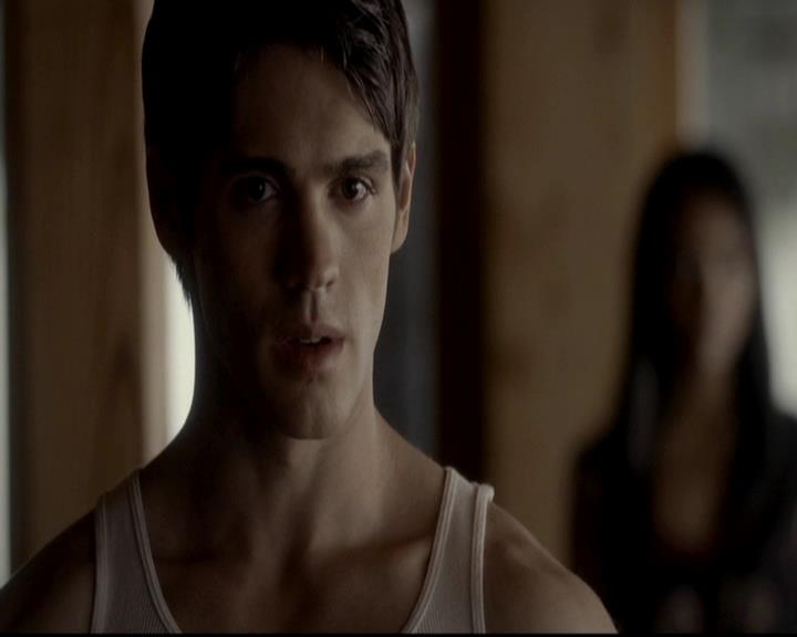 VampireDiariesWorld-dot-org_4x09OComeAllYeFaithful0403.jpg