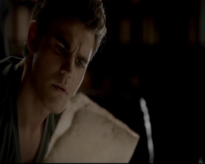 VampireDiariesWorld-dot-org_4x09OComeAllYeFaithful0428.jpg