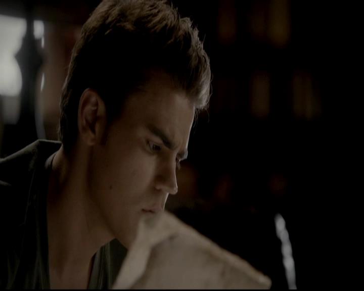 VampireDiariesWorld-dot-org_4x09OComeAllYeFaithful0429.jpg