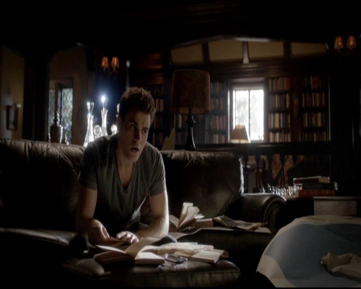 VampireDiariesWorld-dot-org_4x09OComeAllYeFaithful0470.jpg