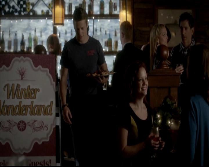 VampireDiariesWorld-dot-org_4x09OComeAllYeFaithful0494.jpg