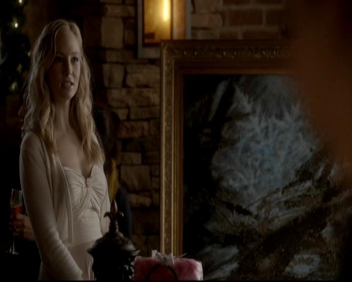 VampireDiariesWorld-dot-org_4x09OComeAllYeFaithful0509.jpg