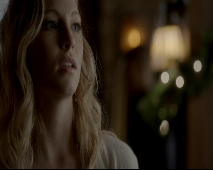 VampireDiariesWorld-dot-org_4x09OComeAllYeFaithful0566.jpg