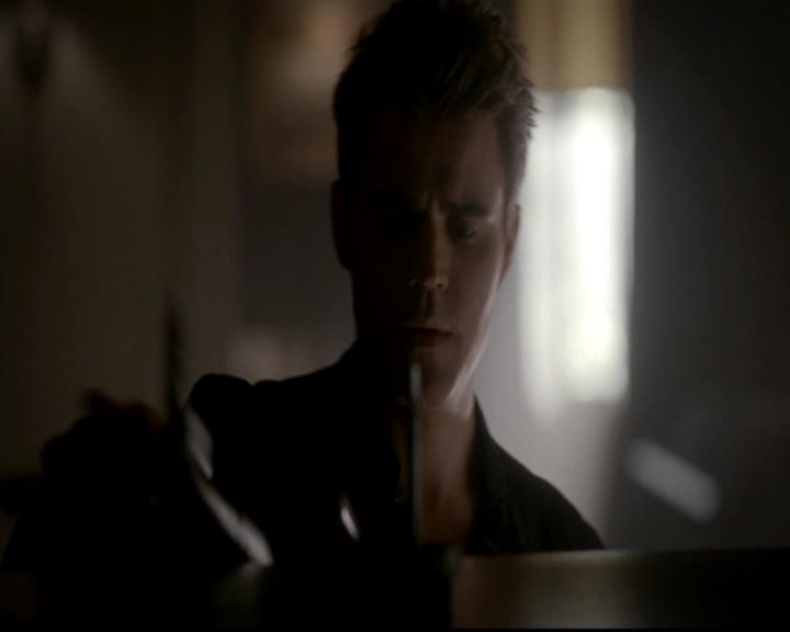 VampireDiariesWorld-dot-org_4x09OComeAllYeFaithful0569.jpg