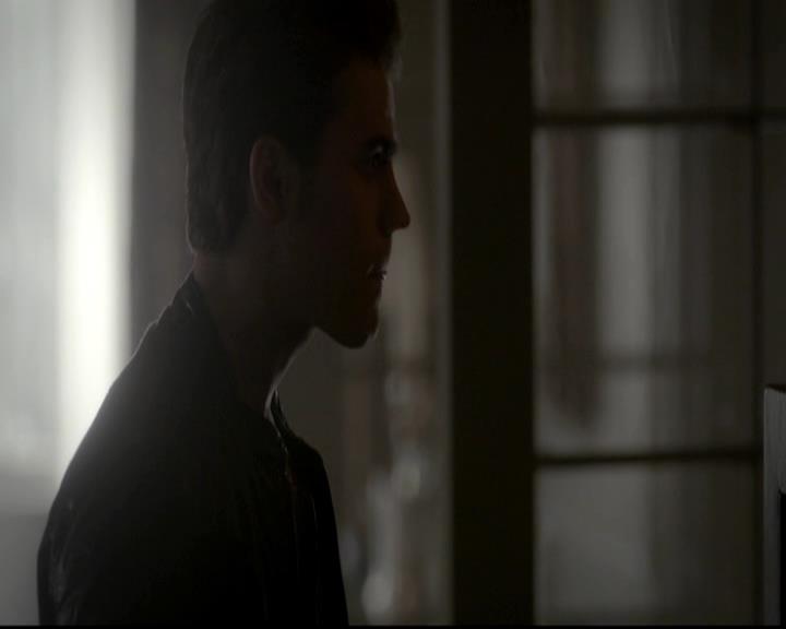 VampireDiariesWorld-dot-org_4x09OComeAllYeFaithful0574.jpg