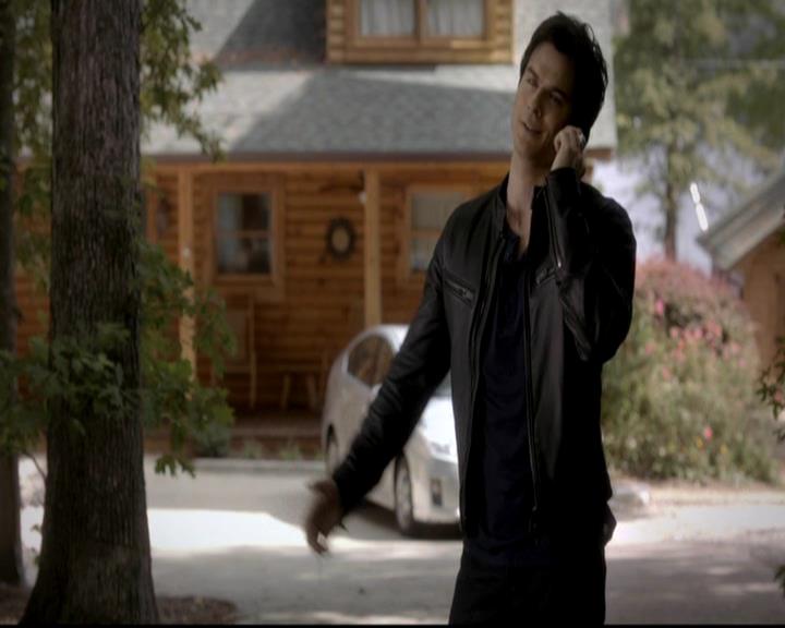 VampireDiariesWorld-dot-org_4x09OComeAllYeFaithful0595.jpg