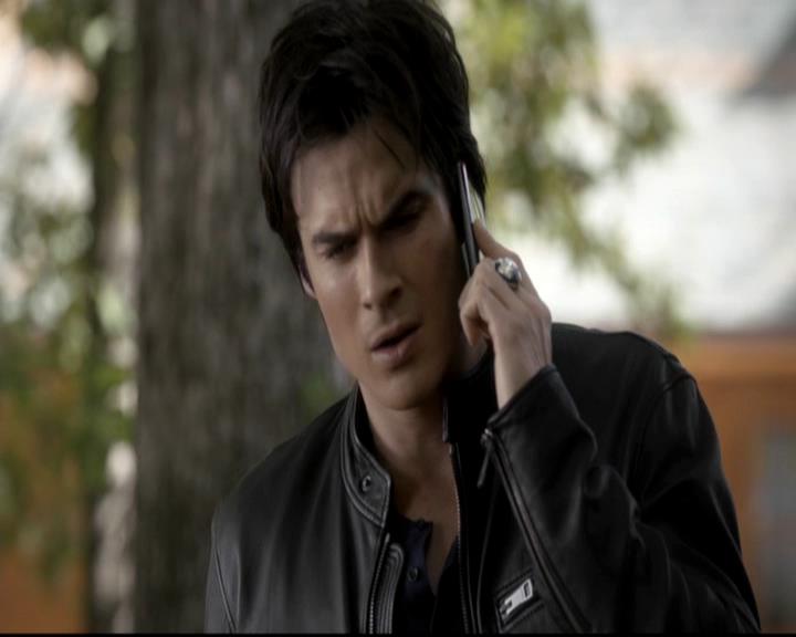 VampireDiariesWorld-dot-org_4x09OComeAllYeFaithful0606.jpg