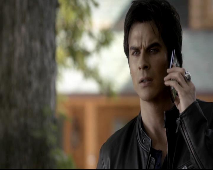 VampireDiariesWorld-dot-org_4x09OComeAllYeFaithful0613.jpg