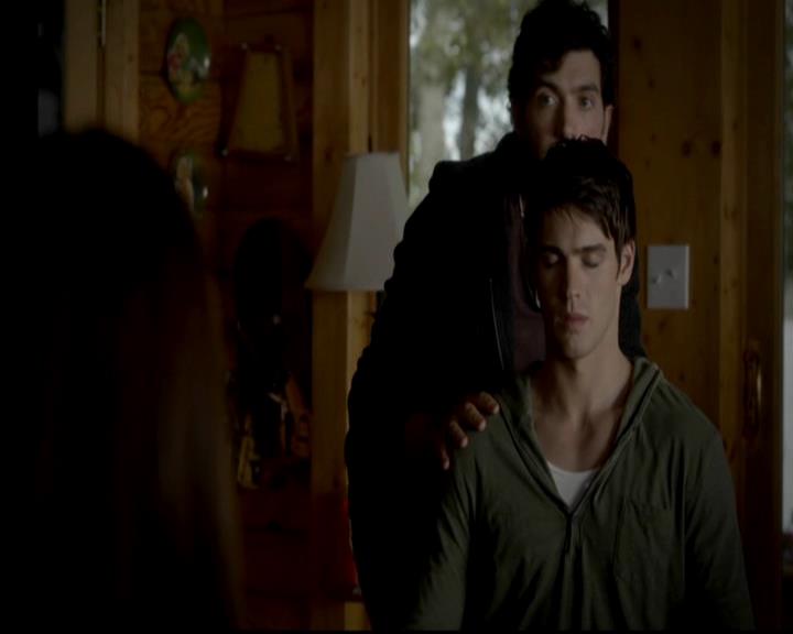 VampireDiariesWorld-dot-org_4x09OComeAllYeFaithful0652.jpg