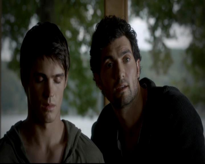 VampireDiariesWorld-dot-org_4x09OComeAllYeFaithful0668.jpg