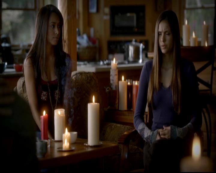 VampireDiariesWorld-dot-org_4x09OComeAllYeFaithful0682.jpg