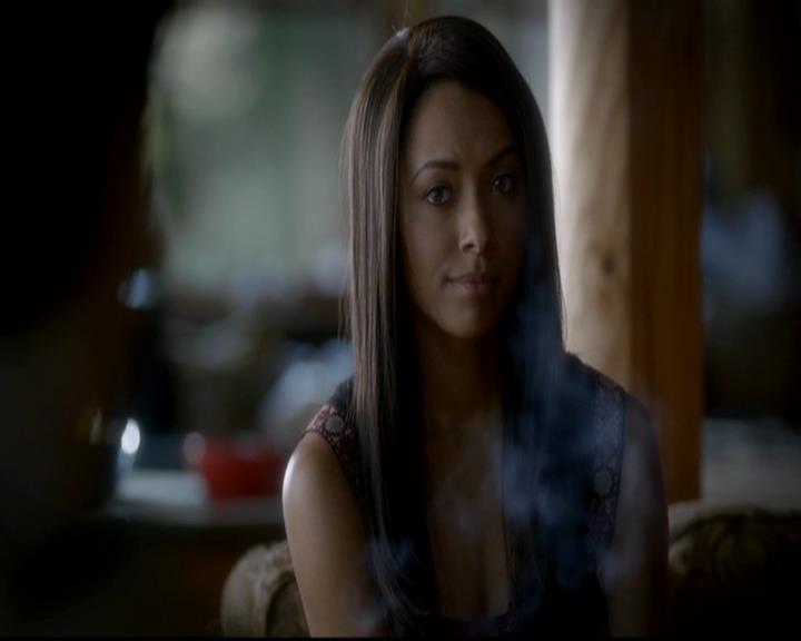 VampireDiariesWorld-dot-org_4x09OComeAllYeFaithful0707.jpg