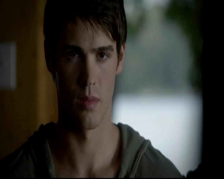 VampireDiariesWorld-dot-org_4x09OComeAllYeFaithful0726.jpg