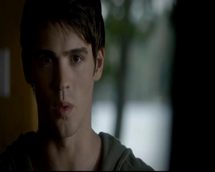 VampireDiariesWorld-dot-org_4x09OComeAllYeFaithful0739.jpg