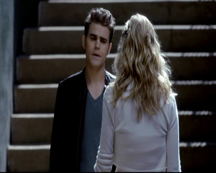 VampireDiariesWorld-dot-org_4x09OComeAllYeFaithful0761.jpg