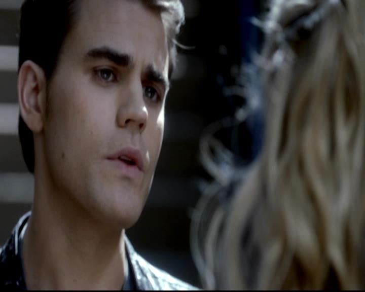 VampireDiariesWorld-dot-org_4x09OComeAllYeFaithful0764.jpg