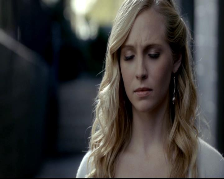 VampireDiariesWorld-dot-org_4x09OComeAllYeFaithful0793.jpg