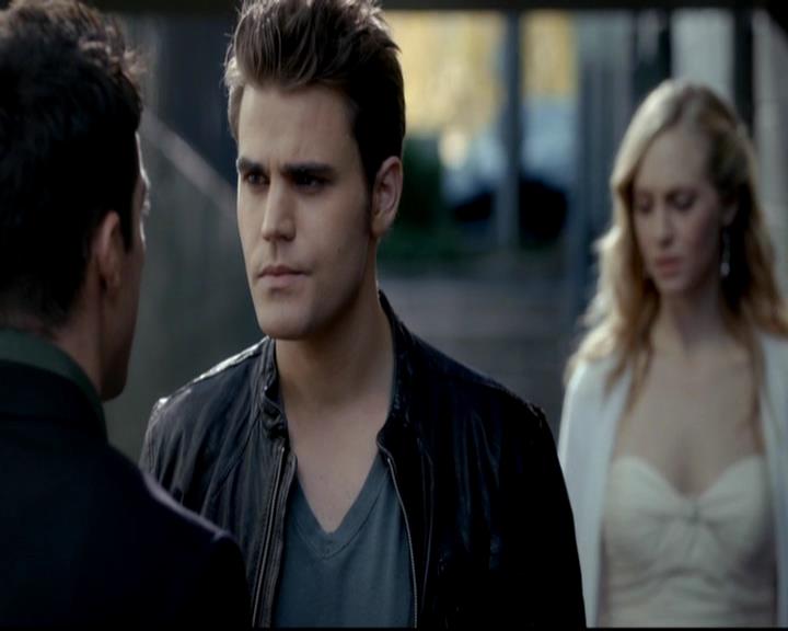 VampireDiariesWorld-dot-org_4x09OComeAllYeFaithful0798.jpg