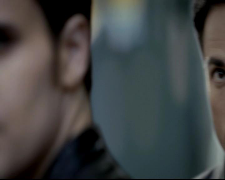 VampireDiariesWorld-dot-org_4x09OComeAllYeFaithful0809.jpg