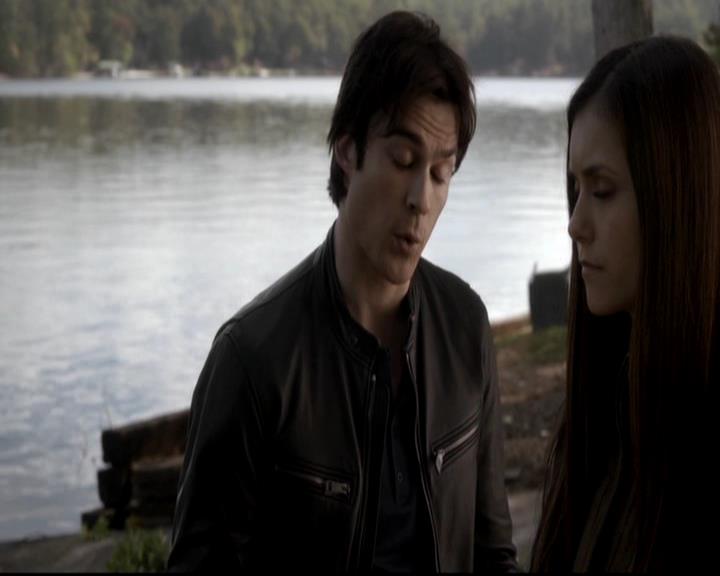 VampireDiariesWorld-dot-org_4x09OComeAllYeFaithful0834.jpg