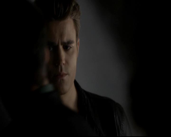 VampireDiariesWorld-dot-org_4x09OComeAllYeFaithful0902.jpg