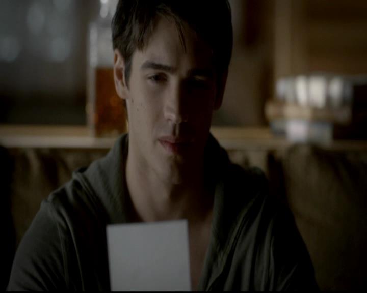 VampireDiariesWorld-dot-org_4x09OComeAllYeFaithful0914.jpg