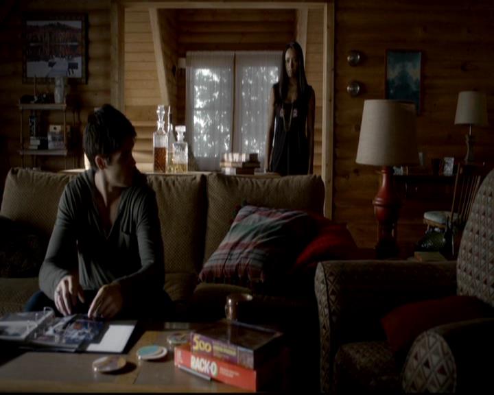 VampireDiariesWorld-dot-org_4x09OComeAllYeFaithful0918.jpg