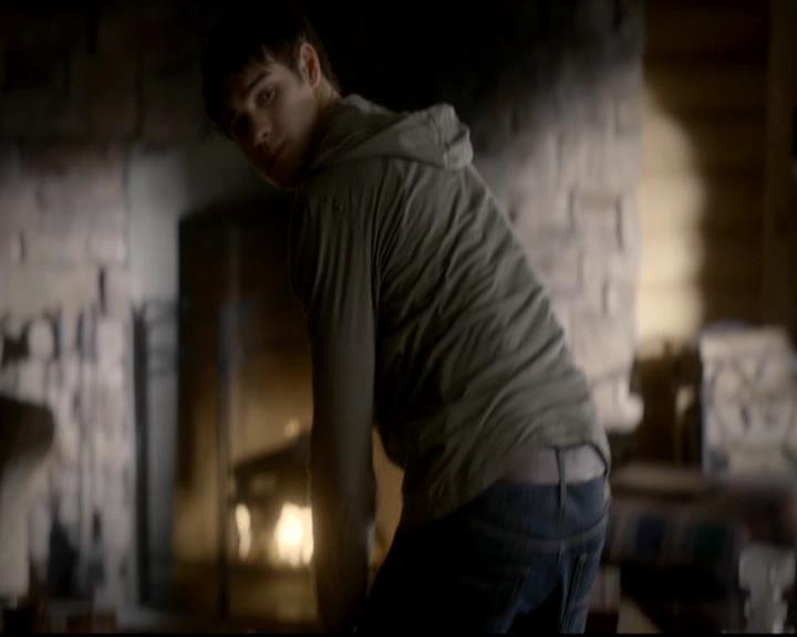 VampireDiariesWorld-dot-org_4x09OComeAllYeFaithful0920.jpg