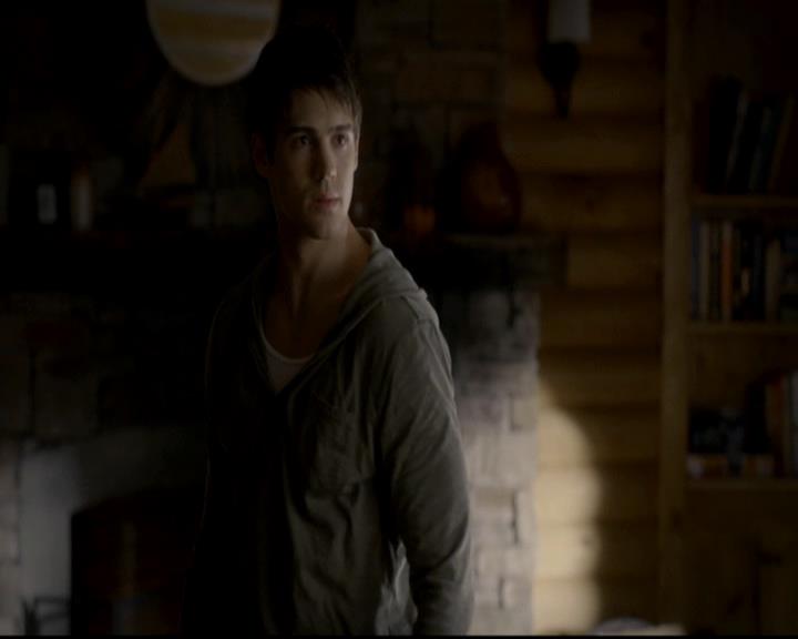 VampireDiariesWorld-dot-org_4x09OComeAllYeFaithful0923.jpg