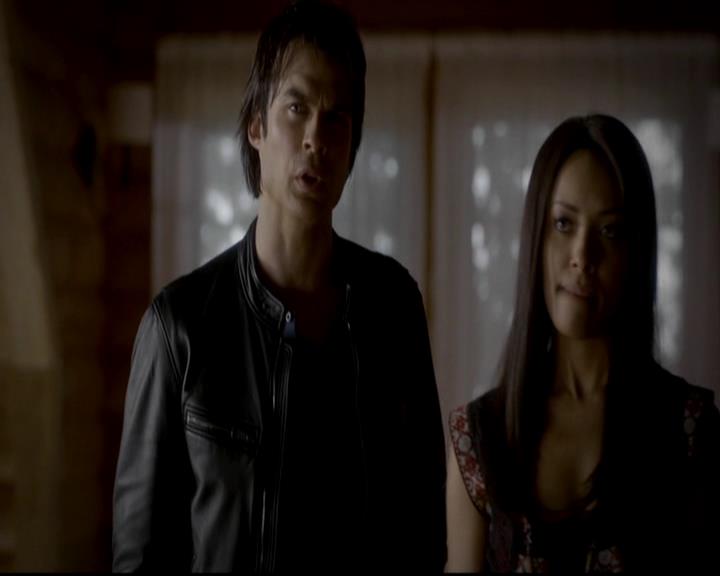 VampireDiariesWorld-dot-org_4x09OComeAllYeFaithful0926.jpg