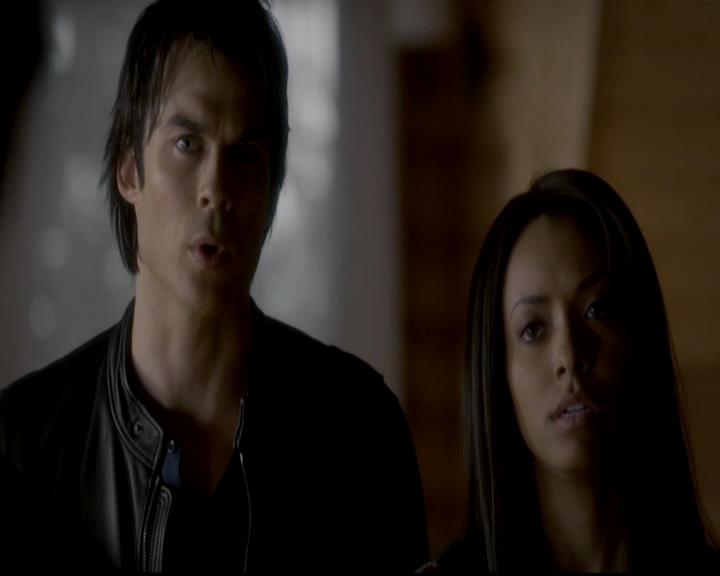 VampireDiariesWorld-dot-org_4x09OComeAllYeFaithful0930.jpg