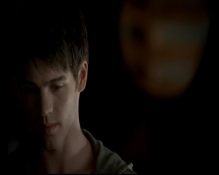 VampireDiariesWorld-dot-org_4x09OComeAllYeFaithful0943.jpg