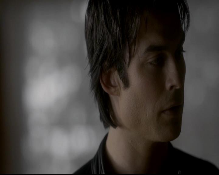 VampireDiariesWorld-dot-org_4x09OComeAllYeFaithful0944.jpg