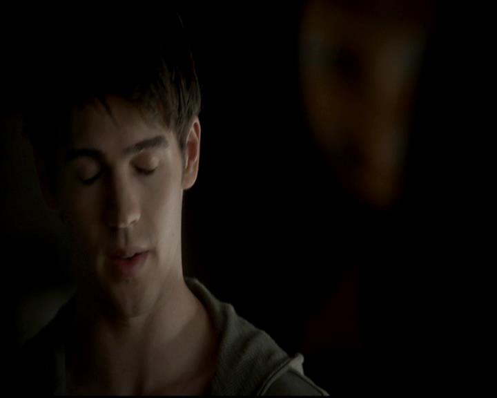 VampireDiariesWorld-dot-org_4x09OComeAllYeFaithful0954.jpg