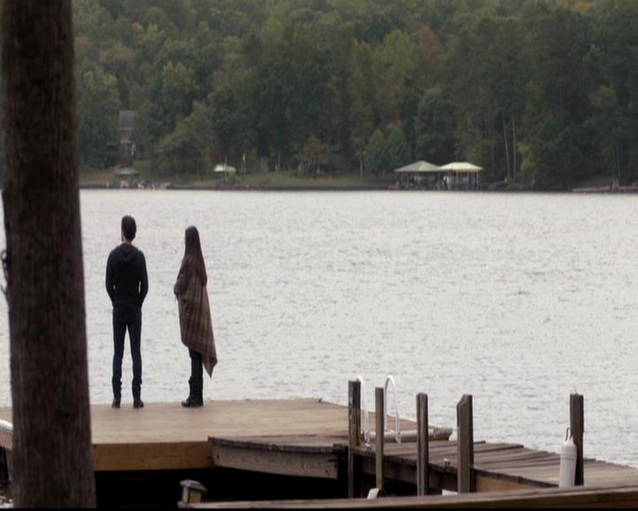 VampireDiariesWorld-dot-org_4x09OComeAllYeFaithful0988.jpg