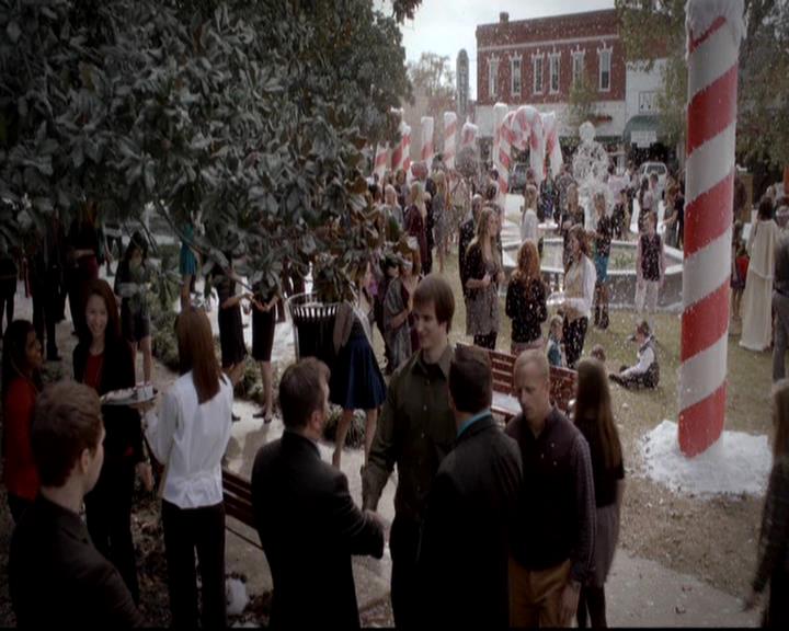 VampireDiariesWorld-dot-org_4x09OComeAllYeFaithful1037.jpg