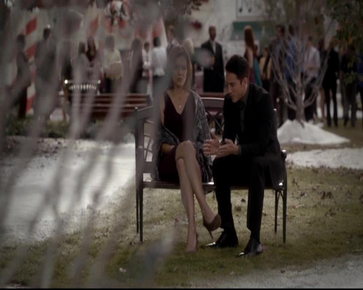 VampireDiariesWorld-dot-org_4x09OComeAllYeFaithful1057.jpg