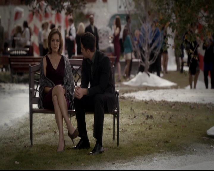 VampireDiariesWorld-dot-org_4x09OComeAllYeFaithful1060.jpg